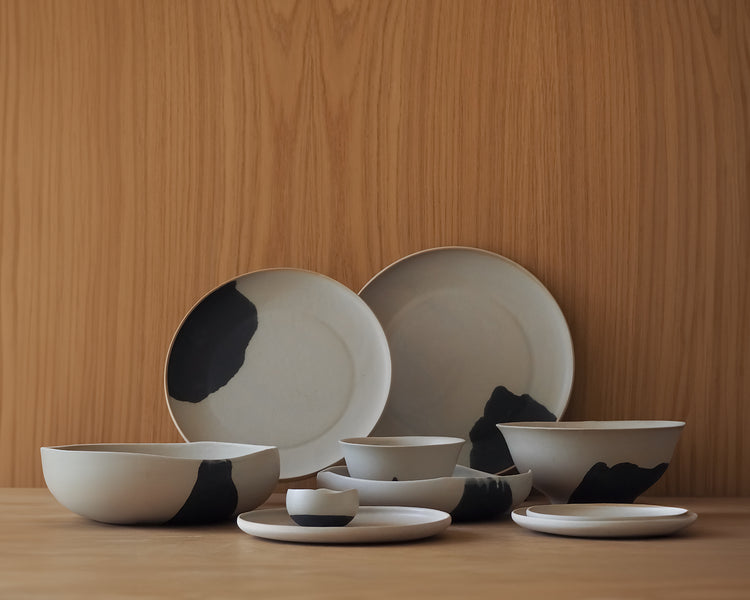 Sand Black Shallow Bowl XS