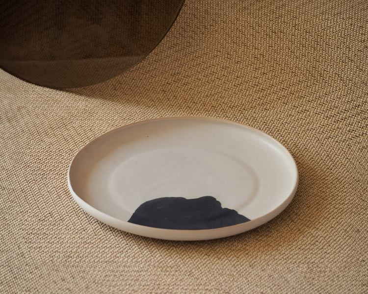Sand Black Plate L
